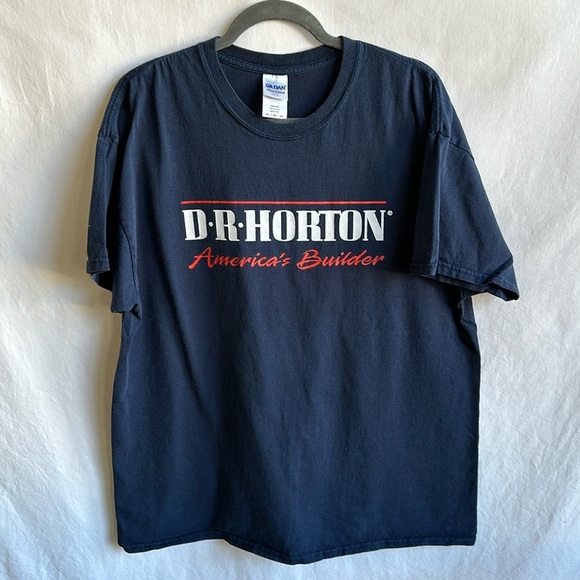 Gildan D.R. Horton America’s Builder navy t-shirt, size XL